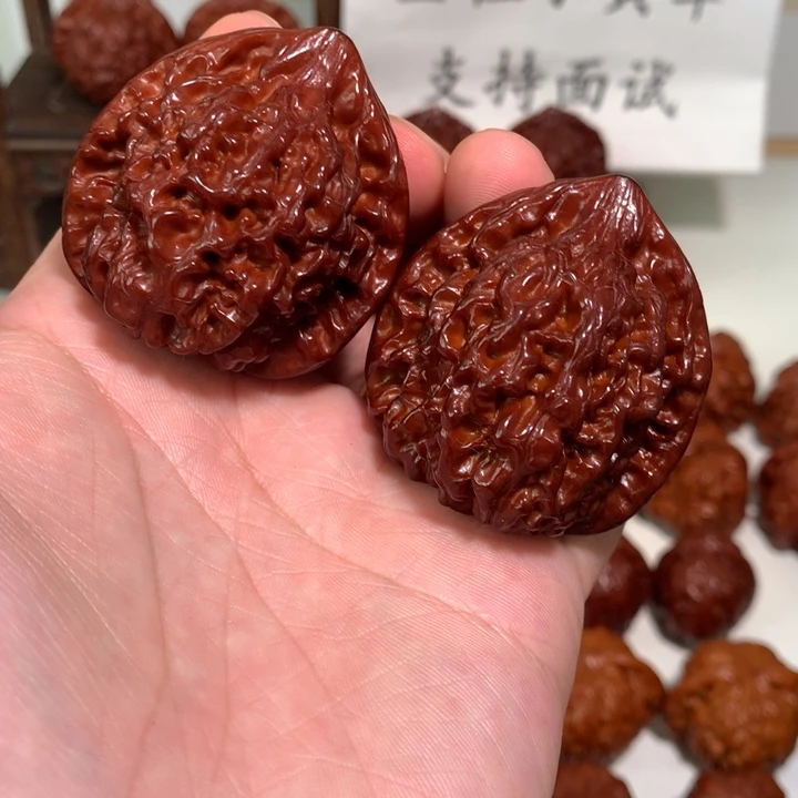 旭****桃核吊坠官帽WCH#00#