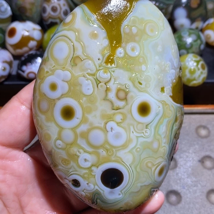 未镶嵌玛瑙/玉髓珠宝半成品133