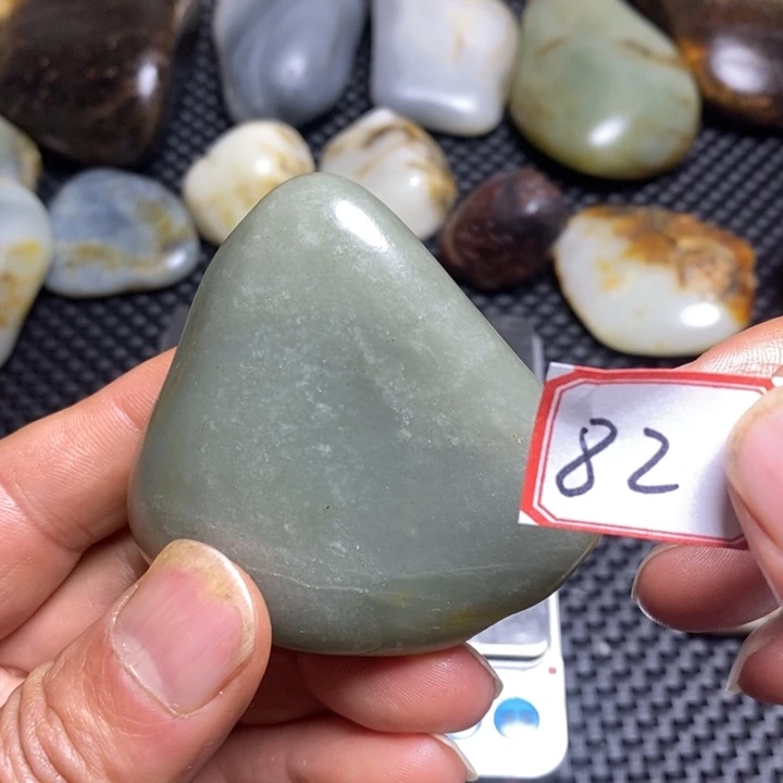 未镶嵌和田玉把件82