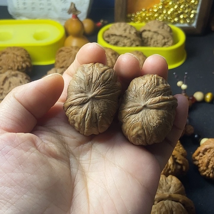 文玩核桃    太极元宝