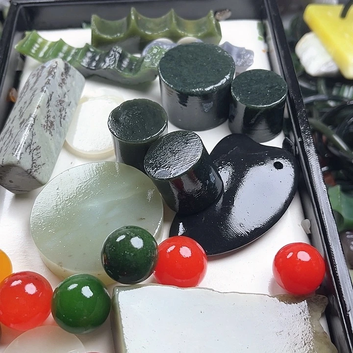 和田玉（糖玉）和田玉边角料9K金镶嵌夜****生