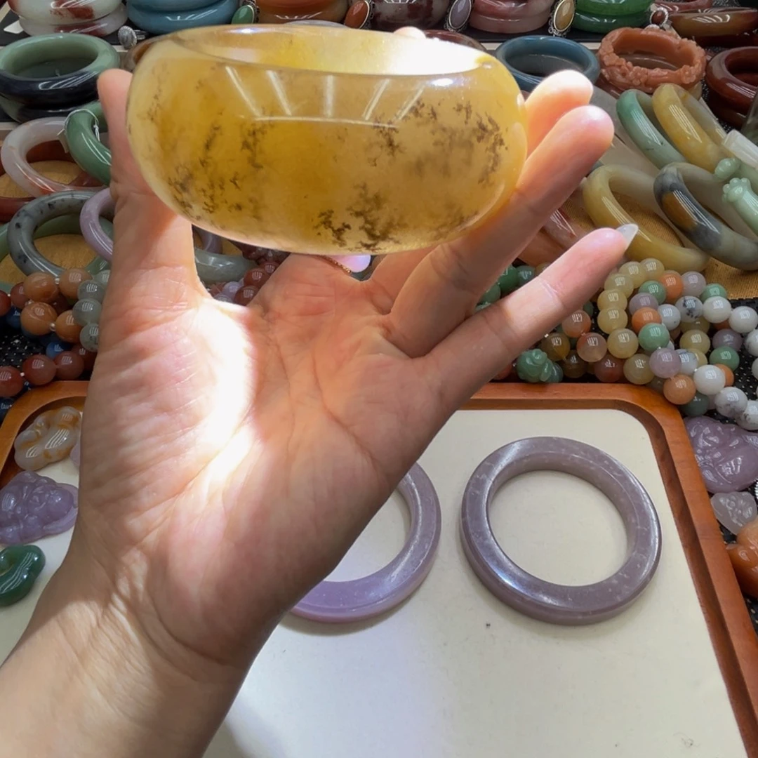 石英质玉未镶嵌圈口56