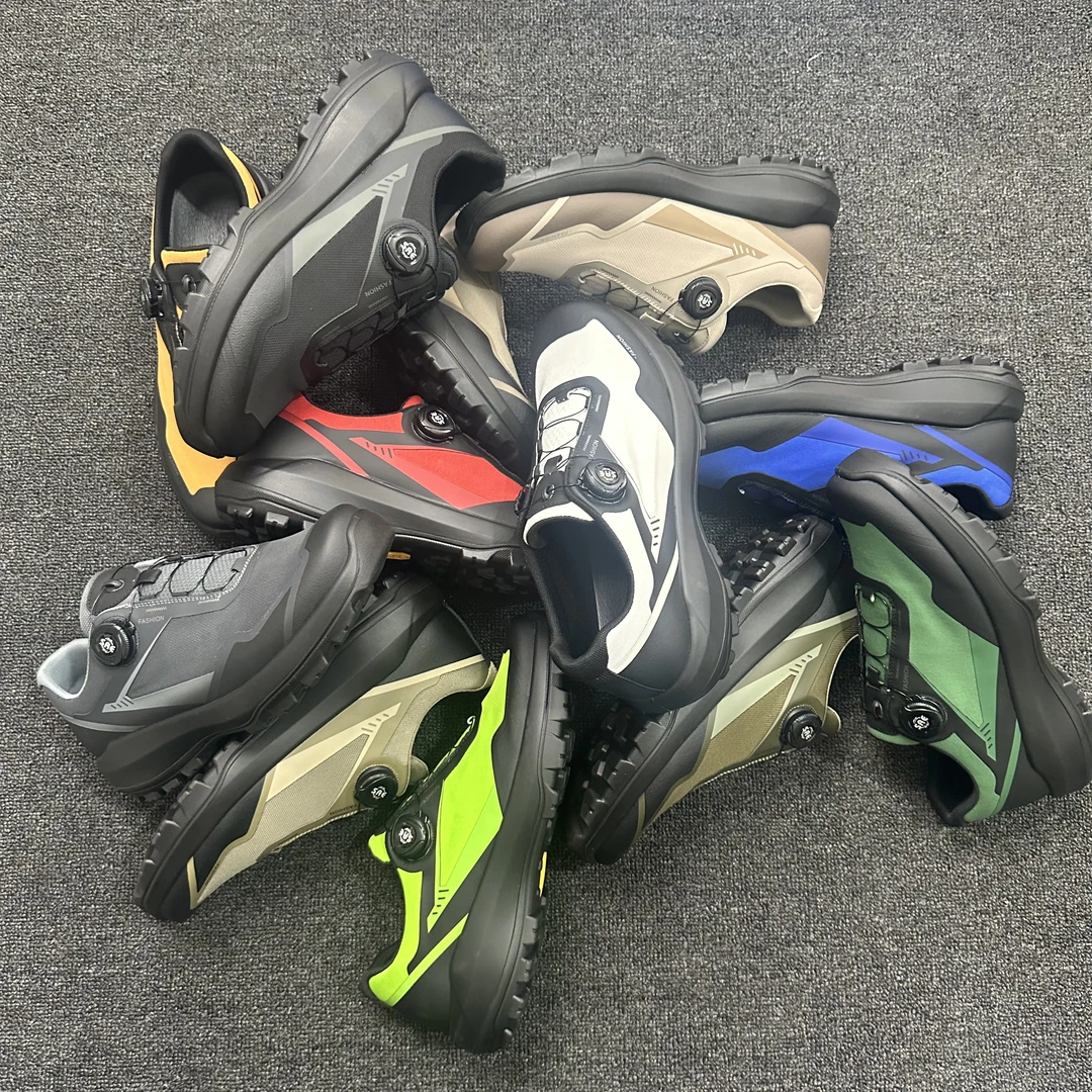 男士登山老爹鞋户外软底旅游男鞋2025春季厚底旋转纽扣运动潮鞋