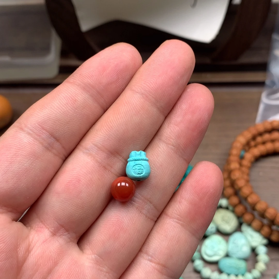 未镶嵌雕刻南红玛瑙