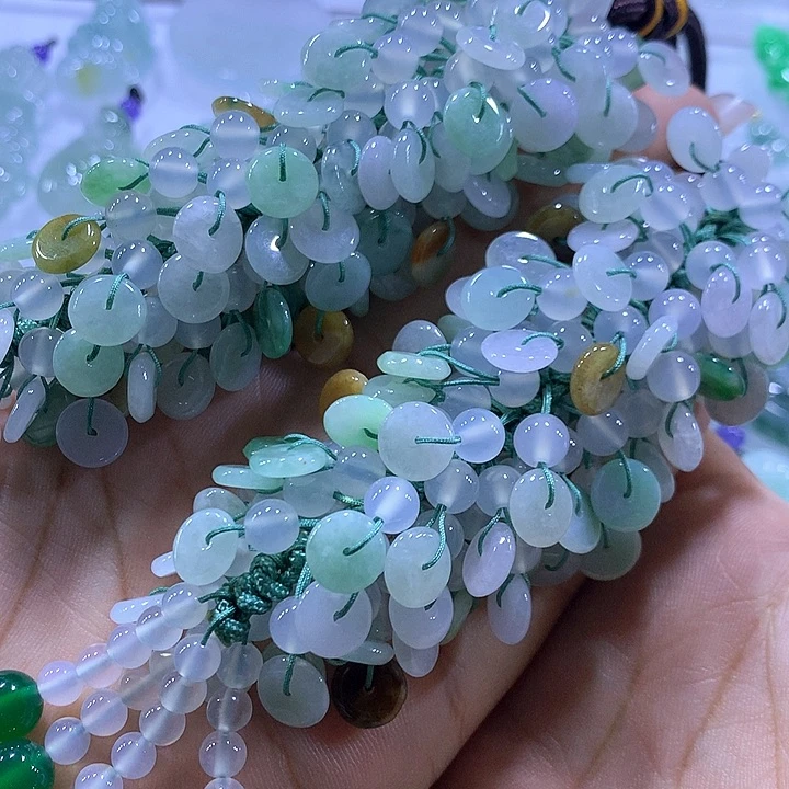 翡翠未镶嵌颈饰天然翡翠A货车挂多样性发货发其一