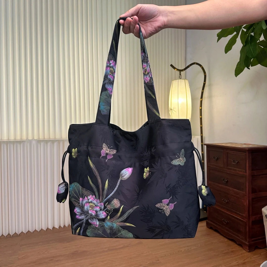 【岸芷汀兰 挎包】现香云花萝包女大包抽绳设计手工花苞39*32单肩包
