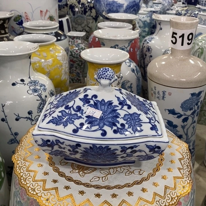 摆件手绘陶瓷首饰盒摆件