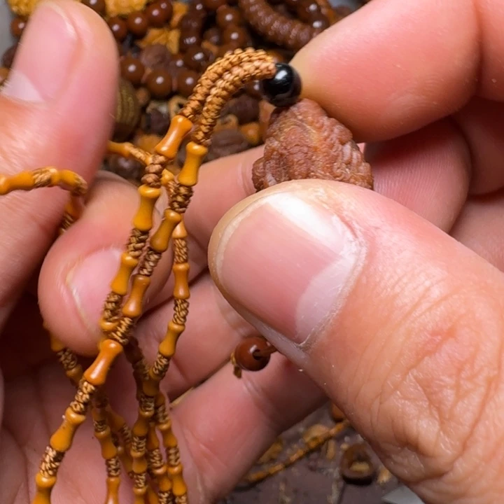 手串橄榄核你的电话