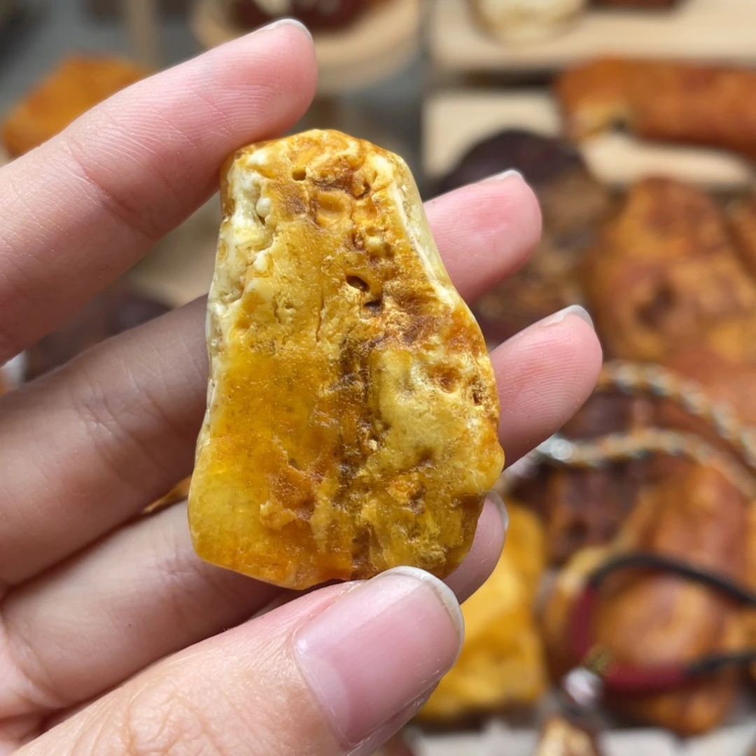 琥珀未镶嵌珠宝奇石