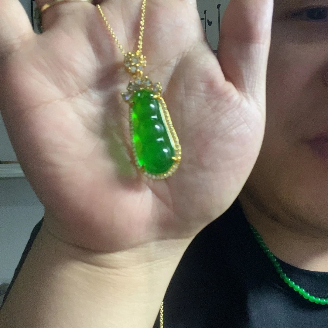 翡翠14K金镶嵌颈饰112四季豆