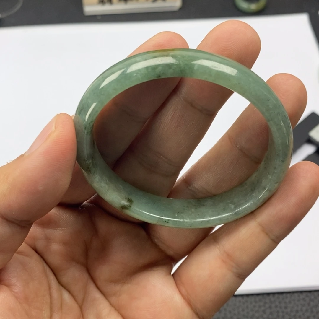 翡翠手镯未镶嵌尺寸55.2贵妃