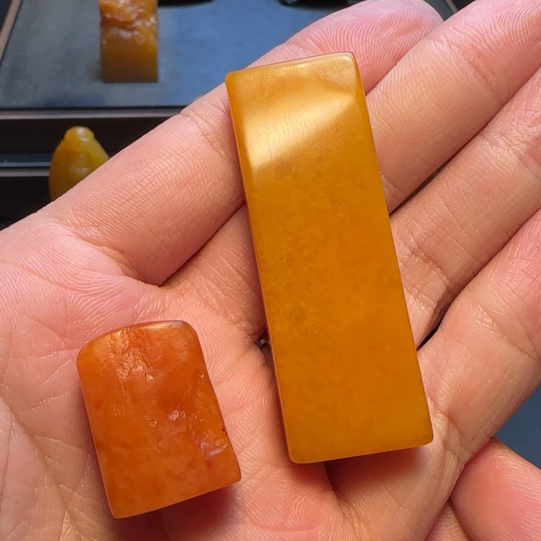 大***到田黄石田黄石印章