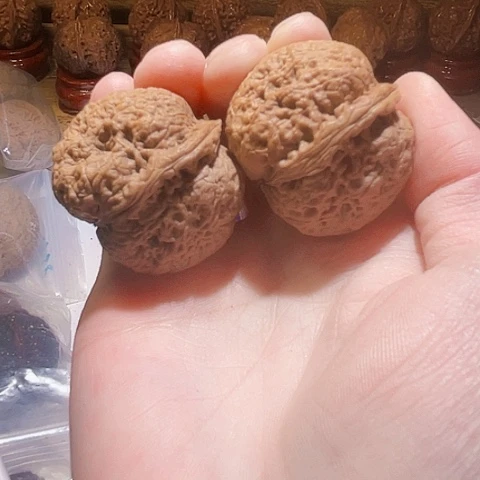 把件文玩核桃密纹金蟾带彩39