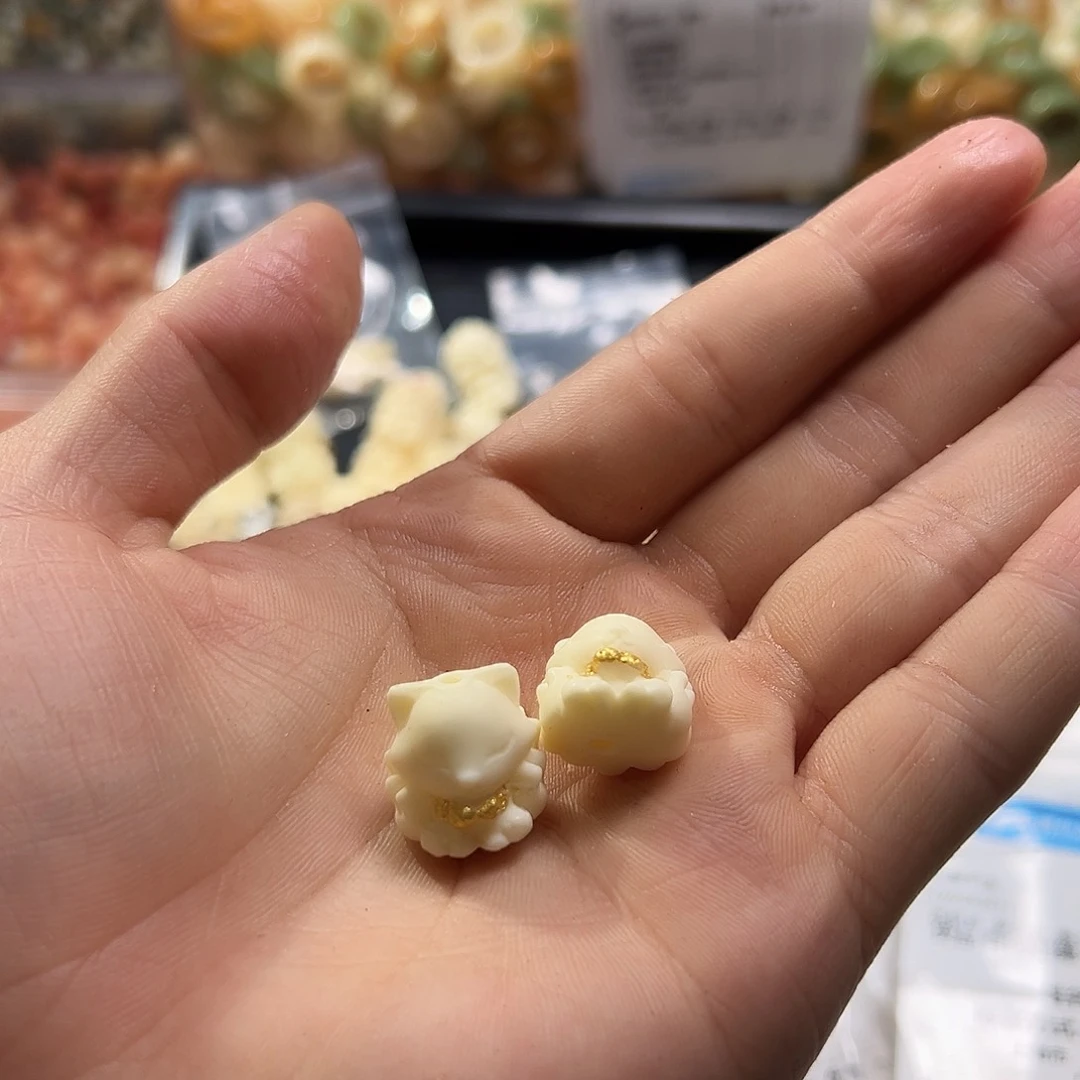 白玉菩提吊坠肥*两个