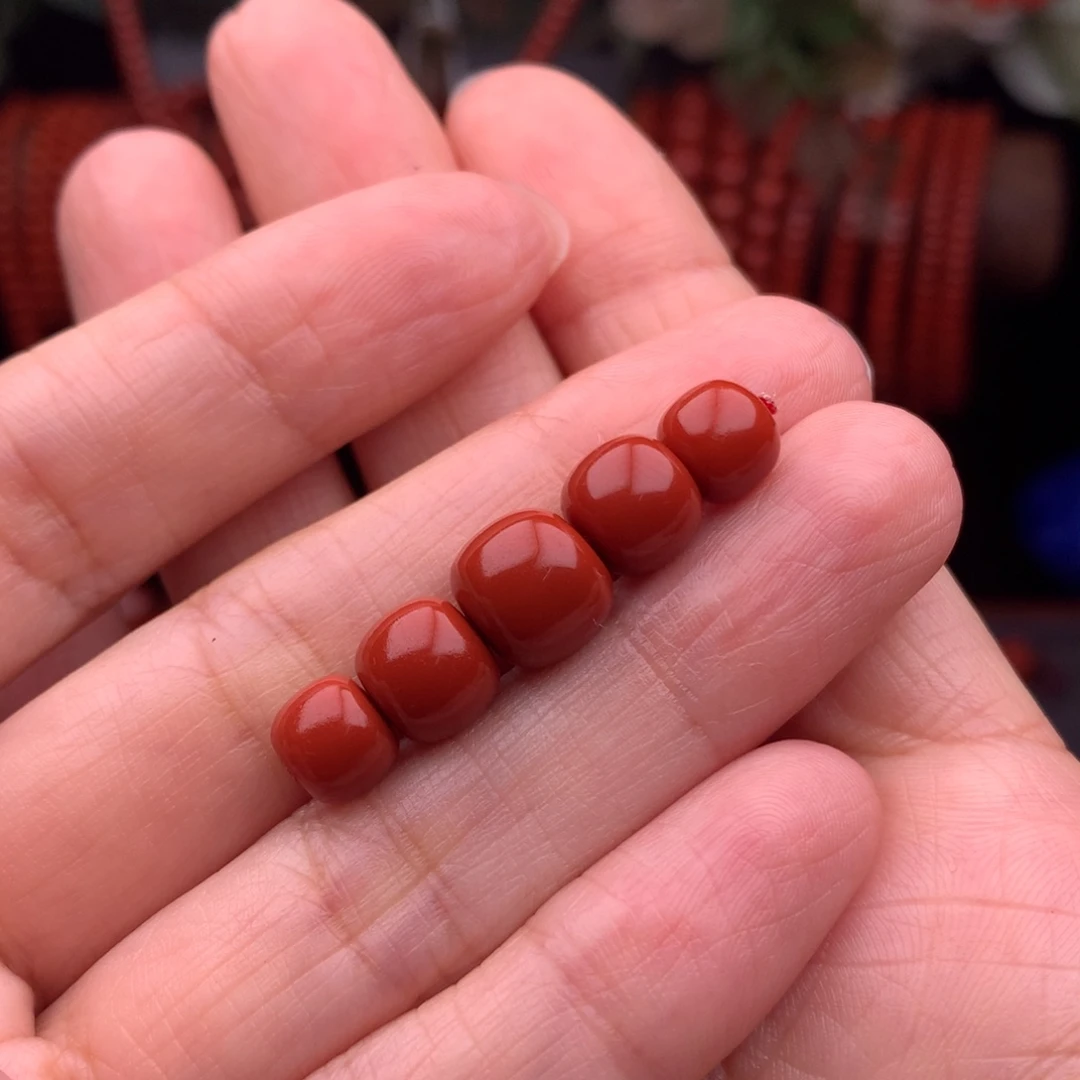 何***燕南红玛瑙未镶嵌配饰