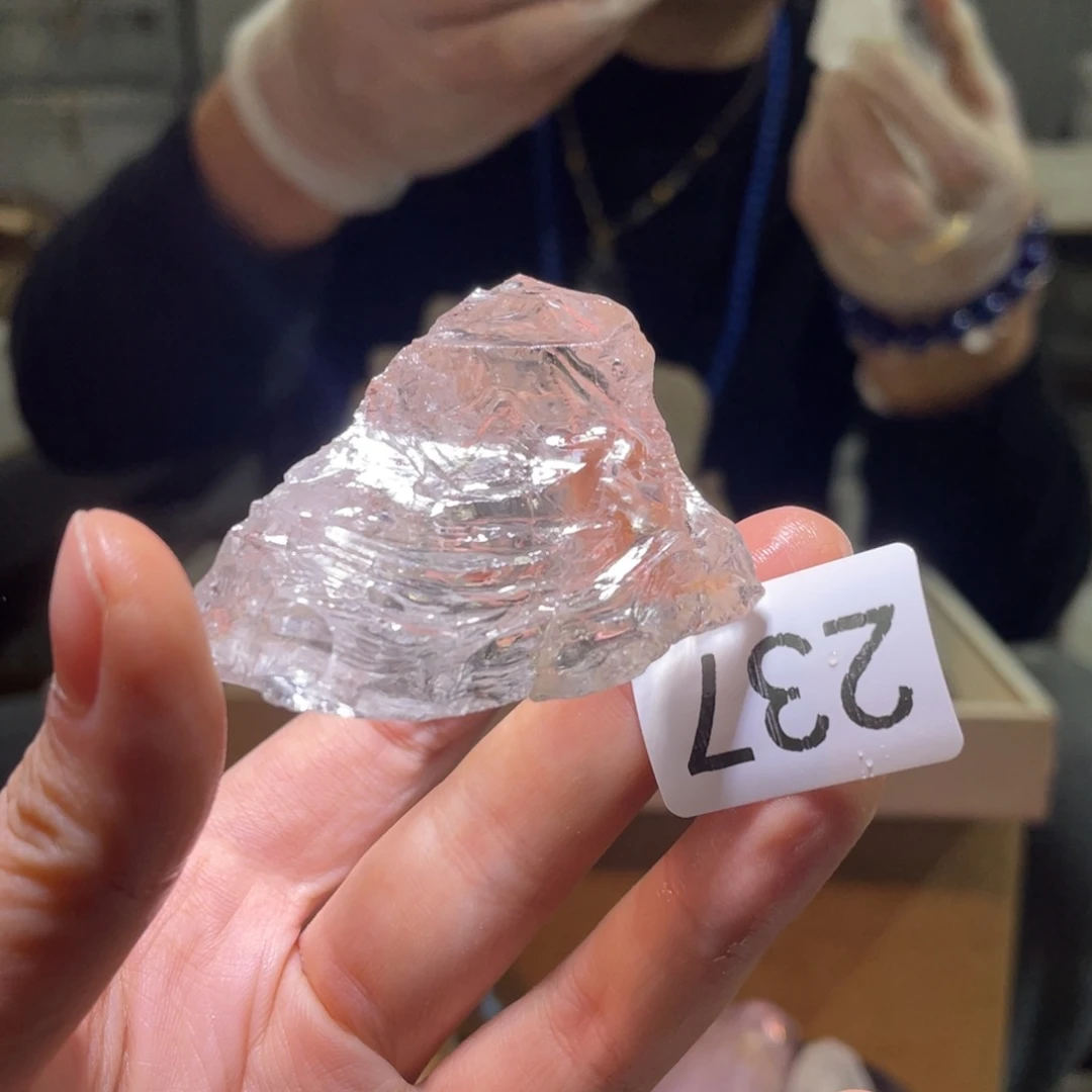 未镶嵌水晶珠宝半成品