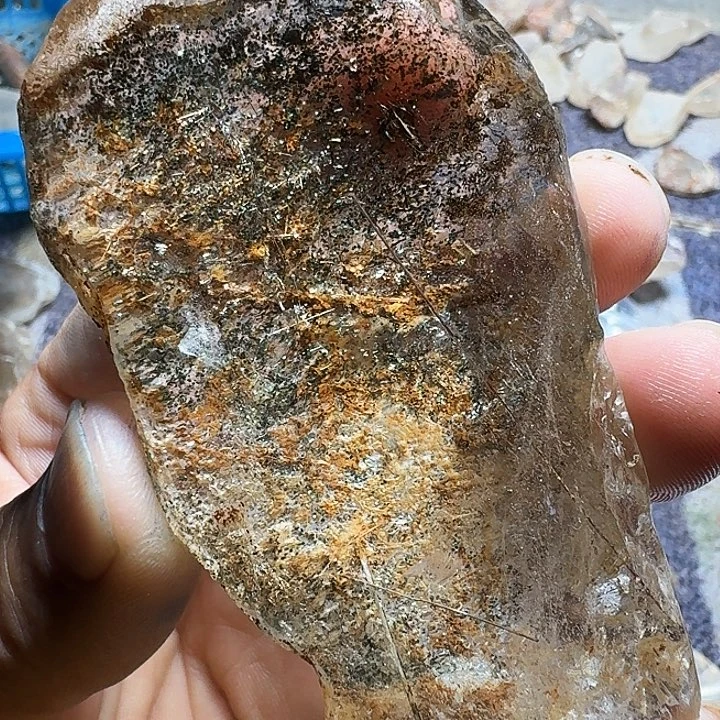 水晶珠宝半成品未镶嵌是****狼
