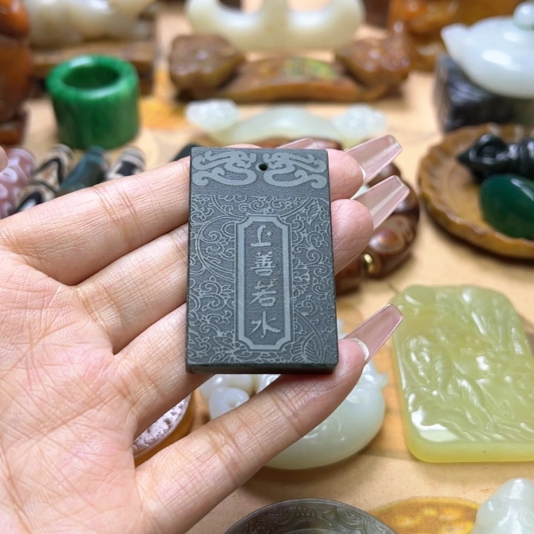 【闪购商品】蛇纹石玉颈饰未镶嵌