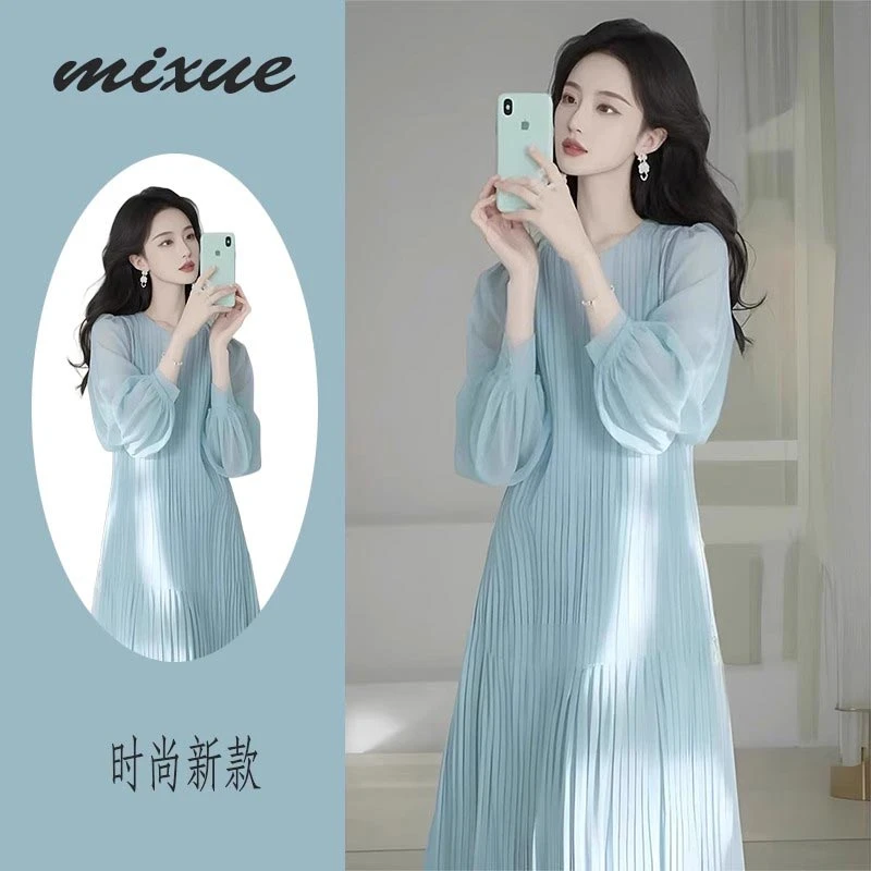 2025年连衣裙中长裙春秋新款大码高级感温柔风气质减龄显瘦裙子女