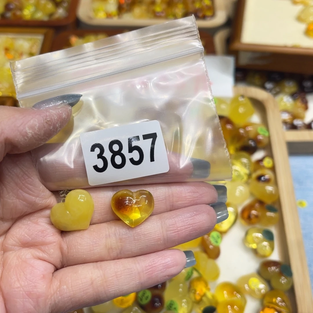 琥珀颈饰未镶嵌亲亲