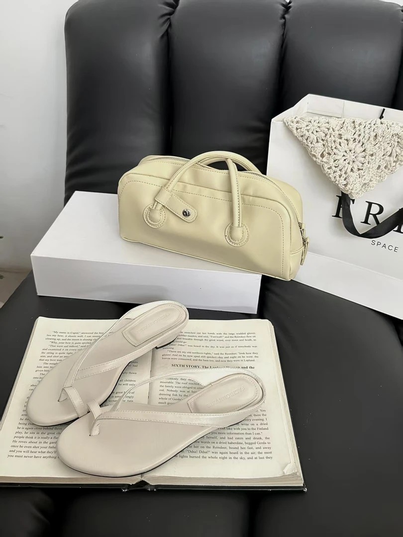 2025新款 夹脚人字凉拖鞋1189