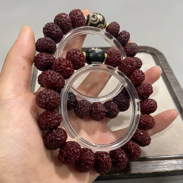 A364金刚菩提单圈手串（玛瑙底色多样，发其一）