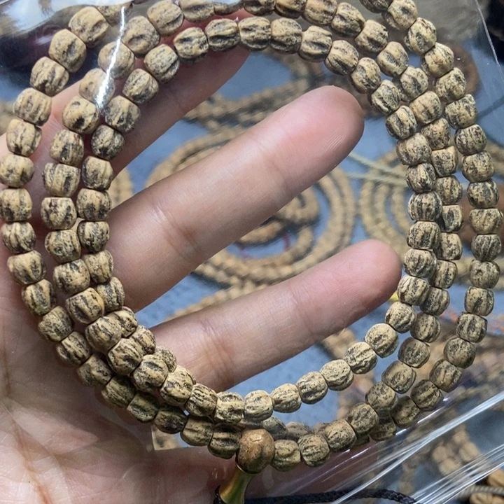 【闪购商品】吊坠柏香籽/百香籽荖**孒