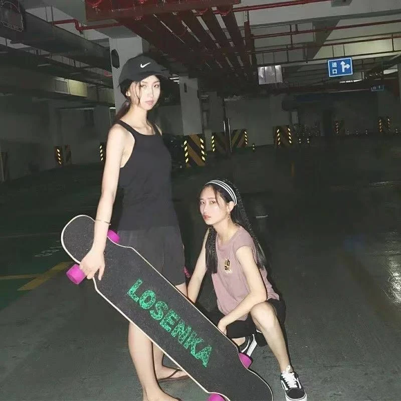 长板滑板女生成人刷街代步 公路四轮滑板车dancing专业舞板初学者