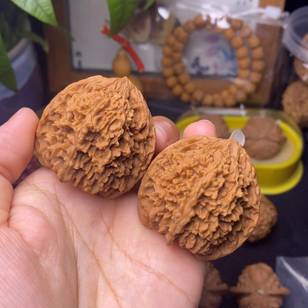 文玩核桃把件42满天星