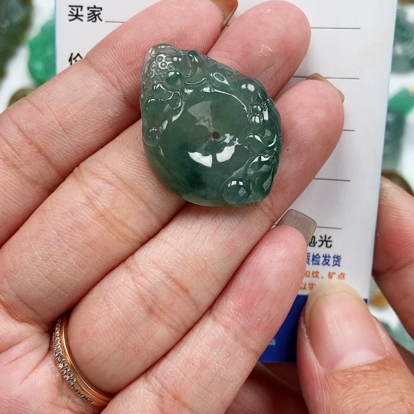 【闪购商品】翡翠颈饰未镶嵌荷花鱼