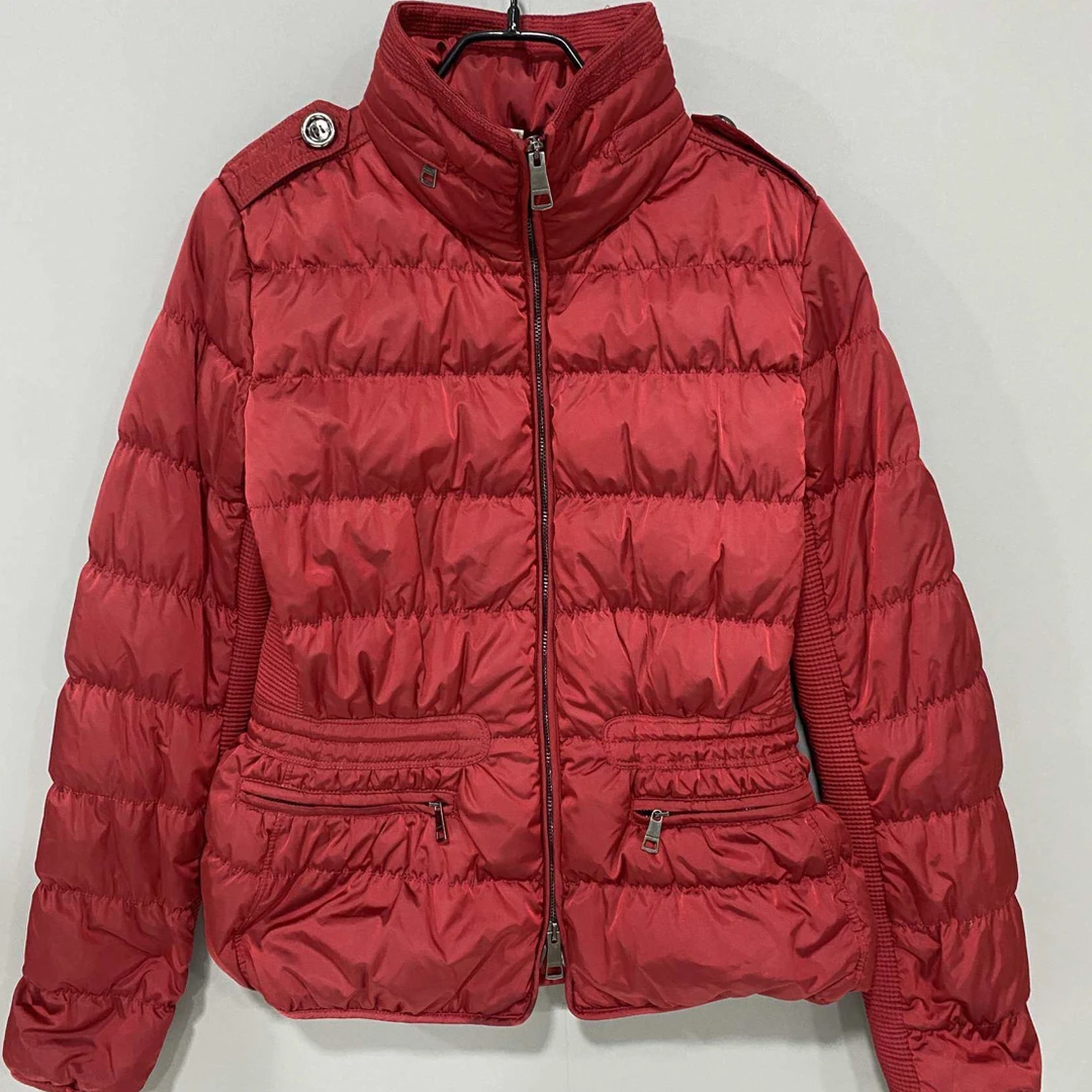 99新 BURBERRY/博柏利 红色羽绒服/s码/48373