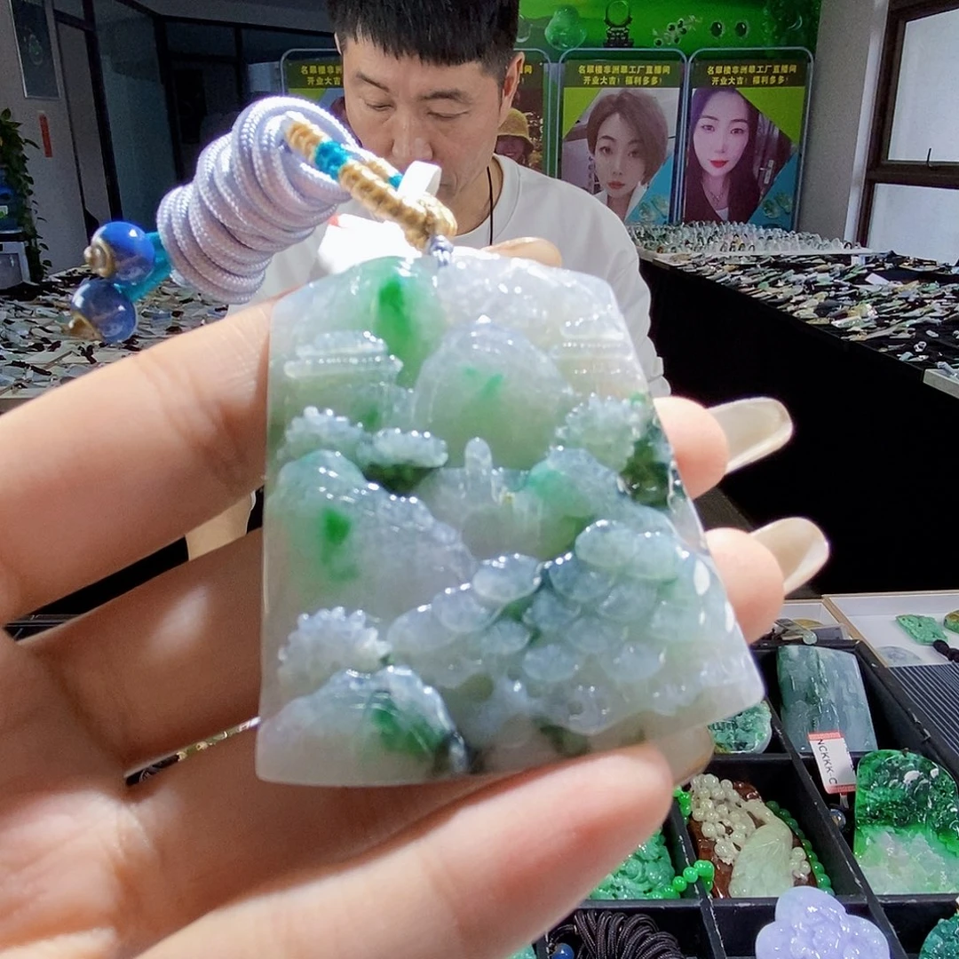 颈饰未镶嵌翡翠翡翠