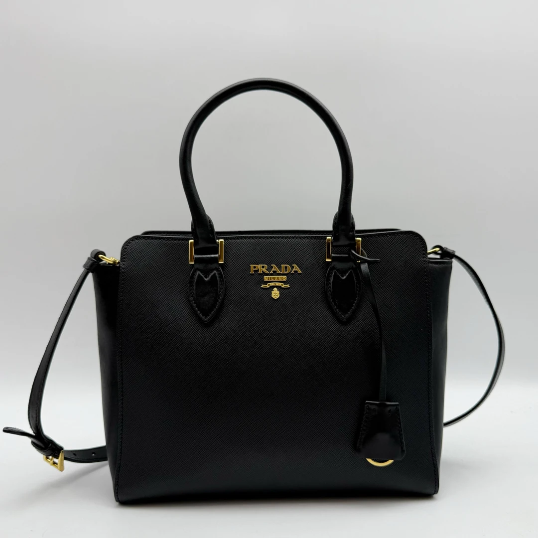 95新 Prada/普拉达 黑色手提斜挎包 十字纹牛皮
