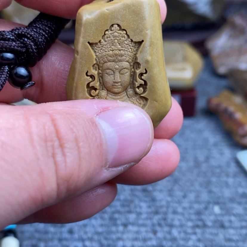【闪购商品】原石雕刻手把件