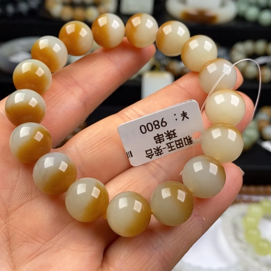 和田玉手串未镶嵌月**院