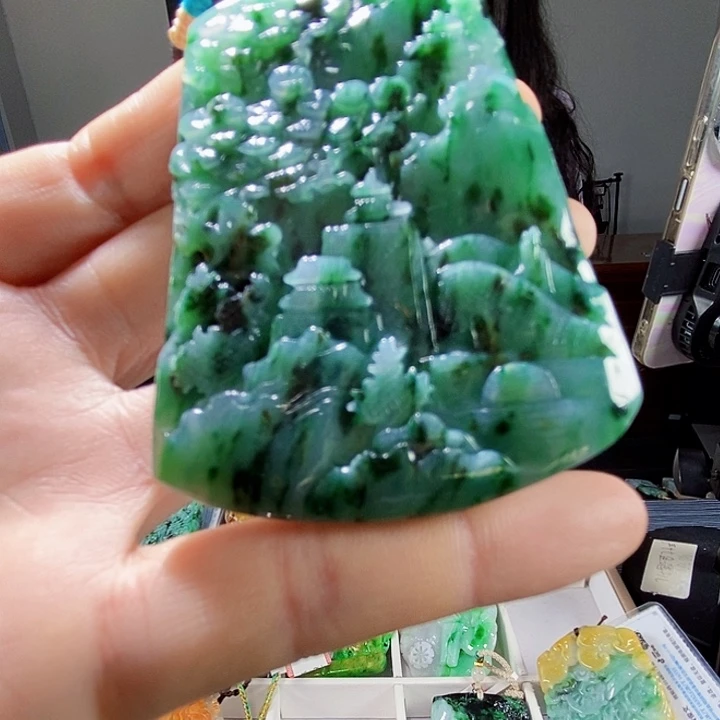 颈饰未镶嵌翡翠一