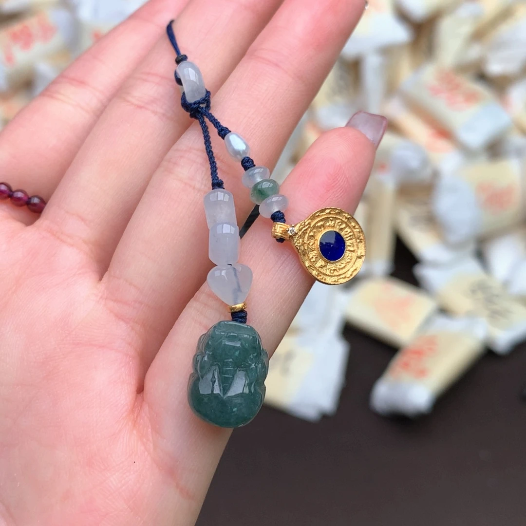 【闪购商品】翡翠挂件未镶嵌一