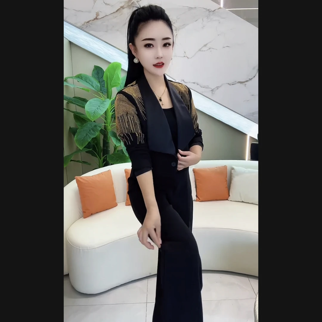 早秋时尚气质显瘦轻奢流苏短款小西服+阔腿裤两件套女士套装