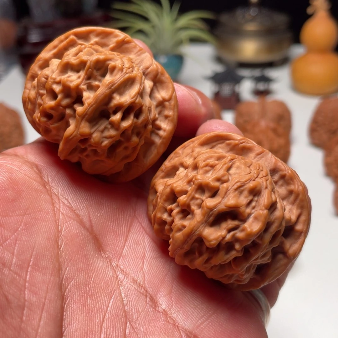 文玩核桃吊坠天地