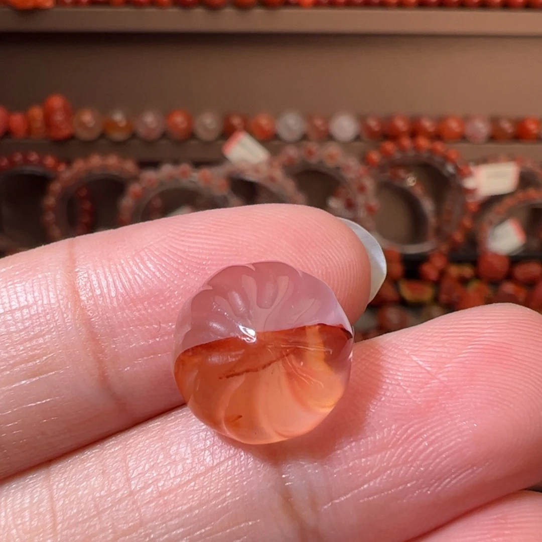 未镶嵌川料南红玛瑙包子