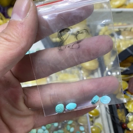 蜜蜡裸石未镶嵌海*悦吊坠