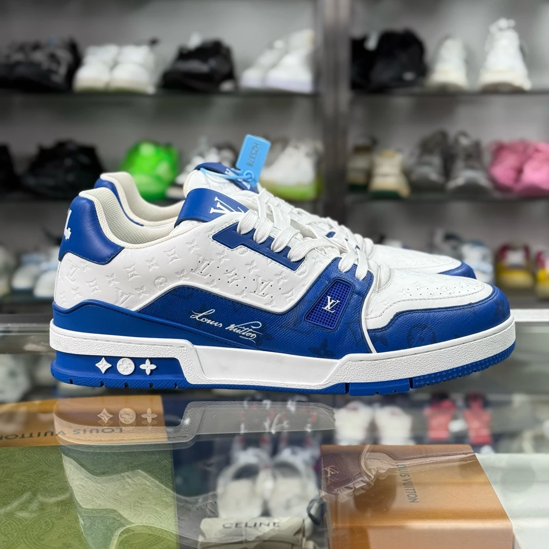 全新未使用 LouisVuitton/路易威登 TRAINER满印尺码/44 HZ5377