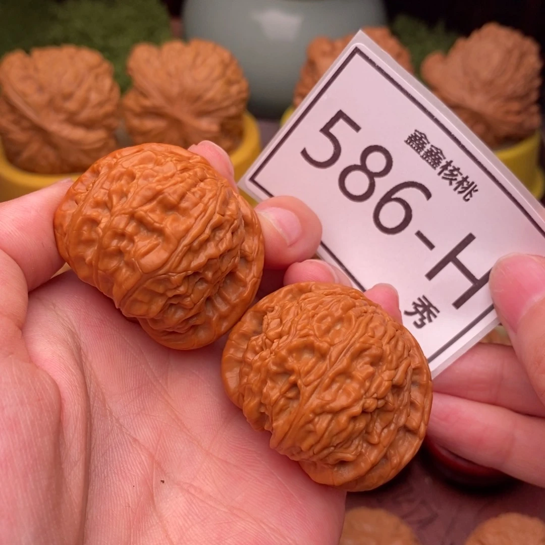 文玩核桃把件白狮39