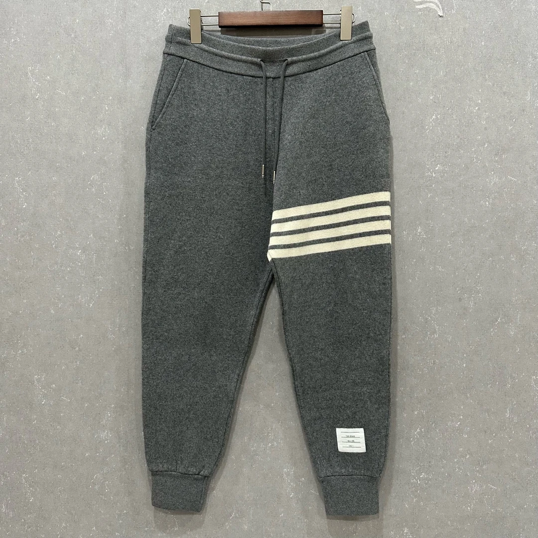 99新 THOMBROWNE 汤姆布朗 羊绒四道杠 2码006033
