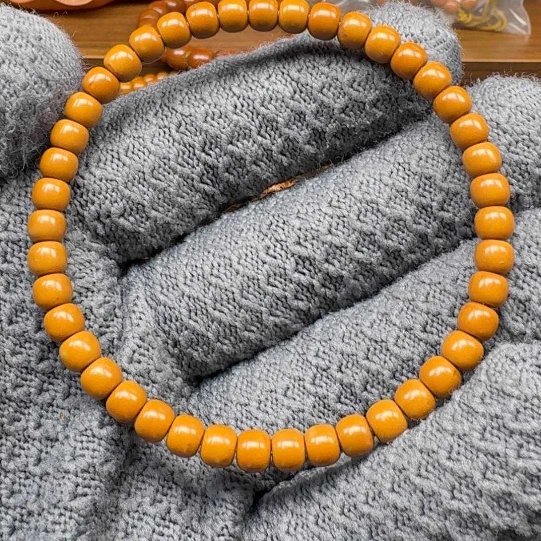 橄榄核手串/手链5,6老挝核尖单圈微白