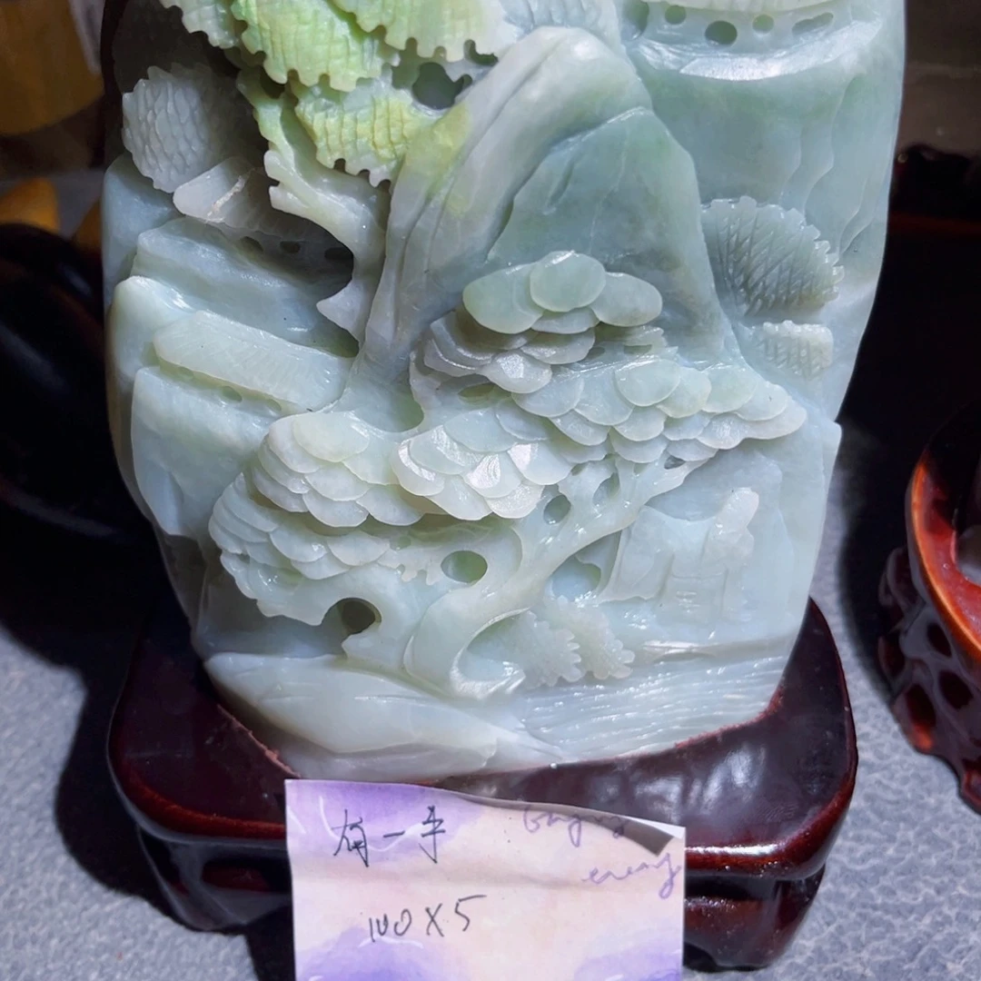 有***手和田玉未镶嵌珠宝奇石