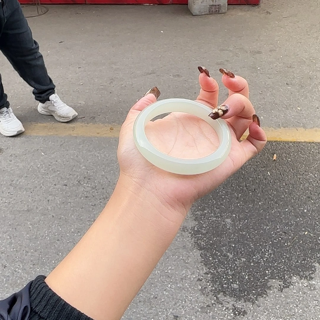 东陵石未镶嵌手镯