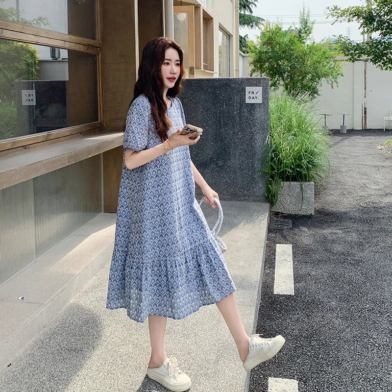 法式轻熟风独特漂亮连衣裙女2025新款夏季流行绝美小个子刺绣裙子