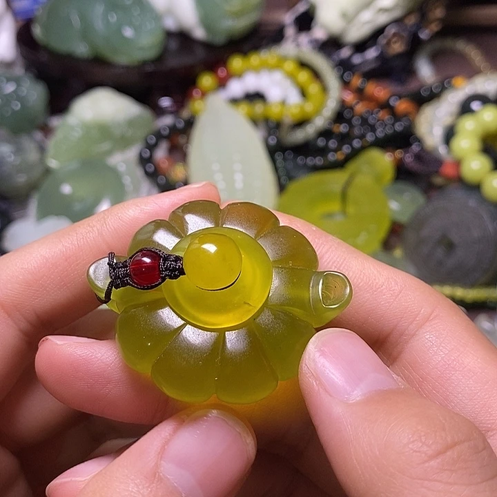 岫玉未镶嵌岫玉颈饰