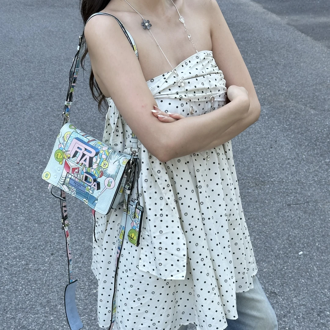 95新 Prada/普拉达 只盒/全网唯一大秀款涂鸦双带2ways包